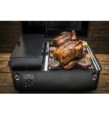 PeletovyGrilTraegerRanger8.jpeg