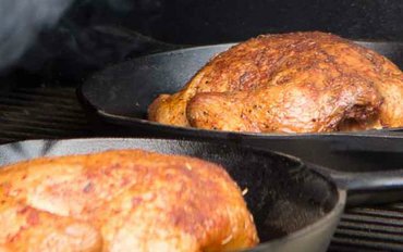 Pomalu pečené kuře v kouři.jpg