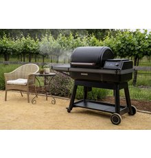 Traeger IRONWOOD INT6.jpeg