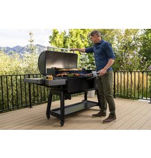 Traeger IRONWOOD XL 11.jpeg