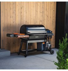 Traeger IRONWOOD XL 12.jpeg