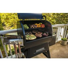 TraegerIronWood650intpeletovy5.jpeg