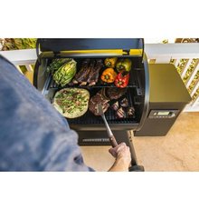 TraegerIronWood650intpeletovy6.jpeg